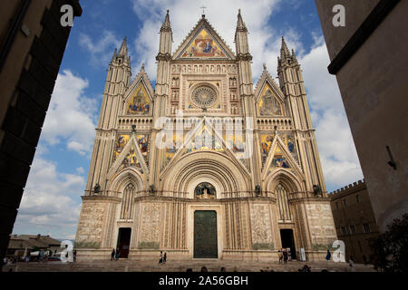 Duomo di Orvieto (Orvieto Cathedral dedicated to the Assumption of the Virgin Mary) one of the great masterpieces of the Late Middle Ages Gothic Stock Photo