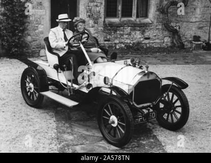 1909 Humber 8hp, Margaret Rutherford and her husband Stringer Davis. Stock Photo