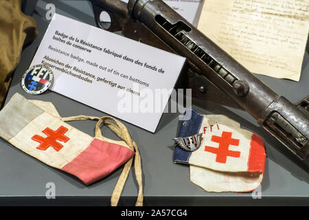 FFI armbands and badges of the Forces françaises de l'intérieur / French Resistance interior force and WW2 stengun / sten gun, British submachine gun Stock Photo