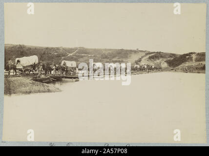 Wagon train crossing pontoon bridge, Rappahannock River, below Fredericksburg, Va Stock Photo