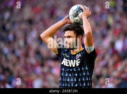 Jonas Hector 1st FC Cologne, at the throw-in, Allianz-Arena, Munich, Bavaria. Germany (German) Stock Photo