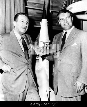 Walt Disney and Wernher von Braun Stock Photo - Alamy