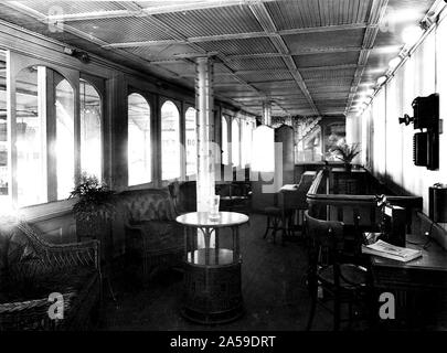 Photograph of a Ladies' Rest Room in Center Market ca. 1917 Stock Photo