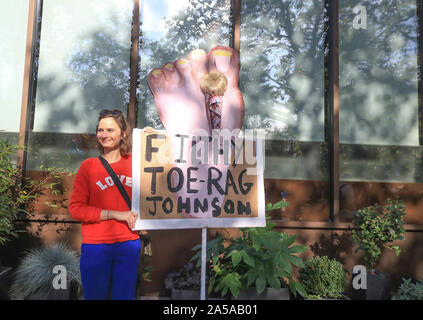 London, UK - 19 October 2019. Pro remain  protesters gather in Hyde Park  as they prepare to march to  Parliament and joined by  thousands  to demand  for a People's Vote and a final say of a Brexit Deal  on the day Members of Parliament  vote on Boris Johnson's Brexit deal with the European Union. Credit: amer ghazzal/Alamy Live News Stock Photo