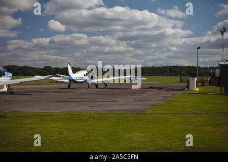 Light aircraft being refuelled. Wolverhampton Halfpenny Green Airport Stock Photo