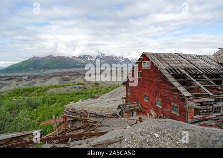 Abandoned mining camp Kennicott, in the rear Root Glacier Moraines, Wrangell Mountains, Alaska Stock Photo