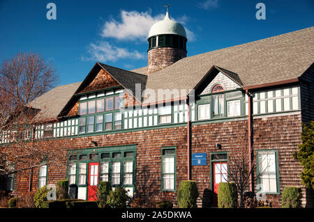 Newport, rhode island. November 26, 2017. The historic wooden shingled stoneacre carriage house at Salve Regina University in Newport Rhode Island on Stock Photo