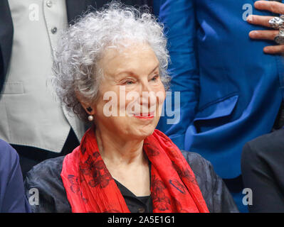 Frankfurt, Germany. 19th Oct, 2019. Canadian author Margaret Atwood is pictured at a photo call at the Frankfurt Book Fair. The 71th Frankfurt Book Fair 2019 is the world largest book fair with over 7,500 exhibitors and over 285,000 expected visitors. The Guest of Honour for the 2019 fair is Norway. (Photo by Michael Debets/Pacific Press) Credit: Pacific Press Agency/Alamy Live News Stock Photo