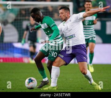 BUDAPEST, HUNGARY - JUNE 27: (l-r) Tokmac Chol Nguen of Ferencvarosi TC  fights for the ball with Dániel Farkas of Mezokovesd Zsory FC during the  Hungarian OTP Bank Liga match between Ferencvarosi TC and Mezokovesd Zsory  FC at Groupama