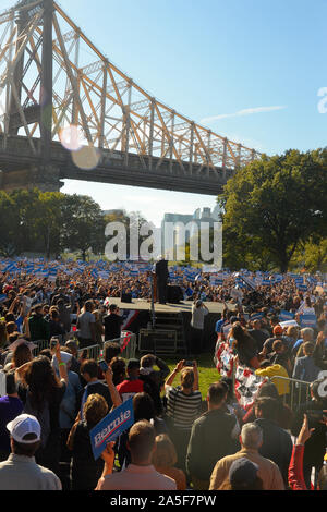 Bernie Rally Bridge The Crowd at the Rally for Vermont Senator and Democratic presidential ...