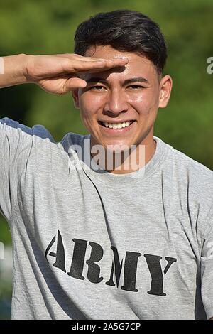 An Adult Male Army Soldier Saluting Stock Photo - Alamy