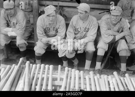 L-R - Babe Ruth, Bill Carrigan, Jack Barry, & Vean Gregg, in the Boston Red Sox basebal team dugout Stock Photo