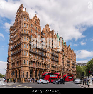 The Kimpton Fitzroy London, a historic five-star hotel, located on Russell Square, Bloomsbury. Formerly known as the Russell Hotel Stock Photo