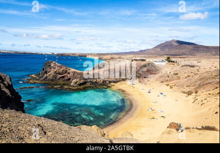 Landscape with turquoise ocean water on Papagayo beach, Lanzarote, Canary Islands, Spain Stock Photo