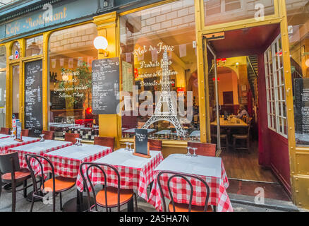 restaurant, bistrot parisienne Stock Photo