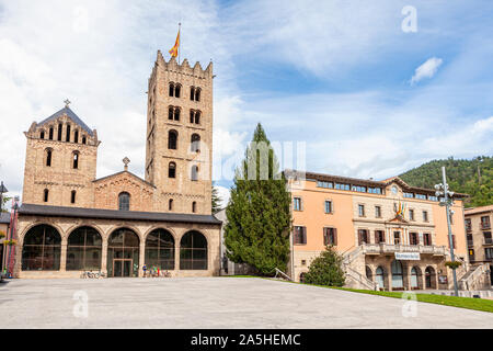 Monastery of Santa Maria de Ripoll, Ripoll, Girona, Spain Stock Photo