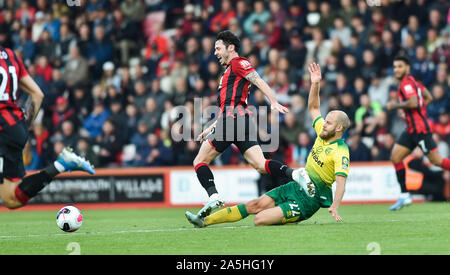 Teemu Pukki of Norwich (Right) brings down Adam Smith of Bournemouth for a foul during the Premier League match between AFC Bournemouth and Norwich City at the Vitality Stadium Stadium , Bournemouth , 19 October 2019 -  Editorial use only. No merchandising. For Football images FA and Premier League restrictions apply inc. no internet/mobile usage without FAPL license - for details contact Football Dataco Stock Photo