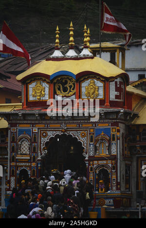 Badrinath Temple Wallpapers - Wallpaper Cave