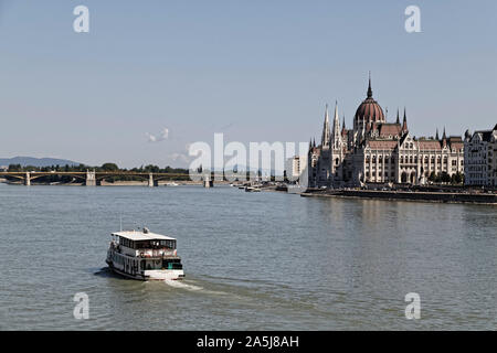 Budapest, Hungary. 15th August, 2019. The Hungarian Parliament Building (Orszaghaz) located on the eastern bank of the Danube in Budapest, Hungary. Stock Photo