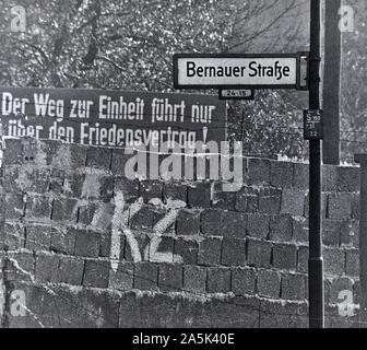 9/24/1961 - Banner Saying 'The Road to Unity Can Only Be Achieved Through a Peace Contract' Stock Photo