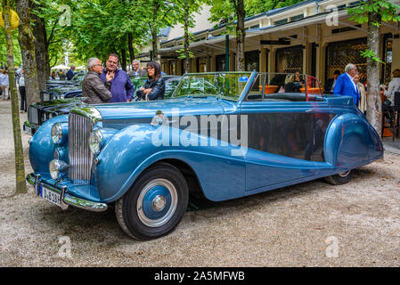 BADEN BADEN, GERMANY - JULY 2019: blue Crewe Rolls-Royce BENTLEY R TYPE cabrio 1953, oldtimer meeting in Kurpark. Stock Photo