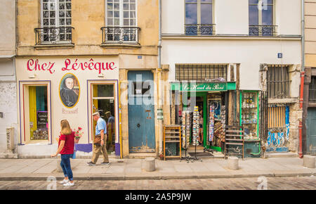 street scene in front of restaurant chez leveque and gift shop le haut du pave Stock Photo