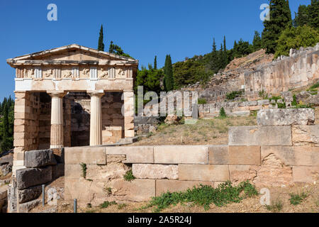 The Treasury of the Athenians, Delphi, Greece Stock Photo