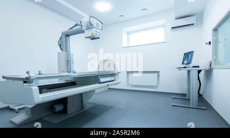 Empty laboratory room with big modern X-Ray machine Stock Photo