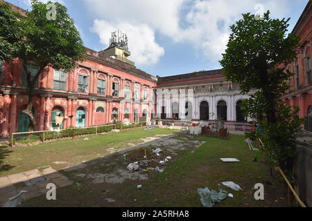 Courtyard of the Shobhabazar Royal Palace (Gopinath Bari). 36 Raja Nabakrishna Street. Kolkata, West Bengal, India. Stock Photo