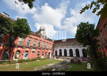 Courtyard of the Shobhabazar Royal Palace (Gopinath Bari). 36 Raja Nabakrishna Street. Kolkata, West Bengal, India. Stock Photo