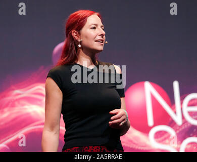 Ten years on from making her landmark BBC2 series, The Incredible Human Journey, Professor Alice Roberts explores the latest insights into the colonisation of the globe by our ancient forebears, on the Main Stage at new Scientist Live Stock Photo