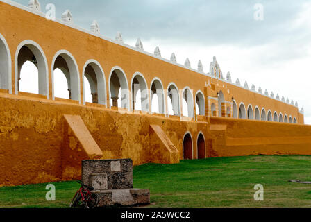 Izamal, Yucatan, Mexico: November 24, 2007: Izamal convent. Stock Photo