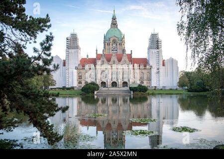 Hanover, Germany. 22nd Oct, 2019. The city's new town hall. On 27.10.2019 a new mayor will be elected after the city hall affair in Hannover. Credit: Sina Schuldt/dpa/Alamy Live News Stock Photo