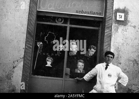 Italy, young migrants from Sicily to northern Italy, 60's Stock Photo