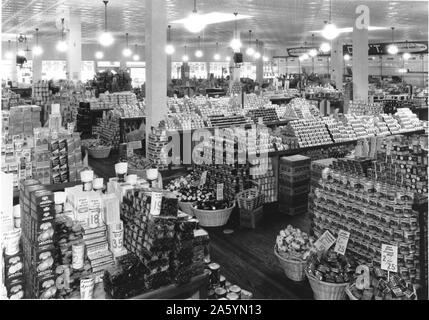 Photograph of a well stock shop in the USA 1920s. The sale of alcohol was prohibited throughout the US during the 1920's Prohibition. As the photograph shows there is a bountyful amount of food produce but no alcohol on sale. Unknown Stock Photo