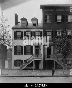 Photograph of the exterior of Mary Elizabeth Jenkins Surratt's Boarding House. Mary Elizabeth Jenkins Surratt (1820-1865) an American boarding house owner who was convicted for her role in the conspiracy to assassinate President Abraham Lincoln. Dated 1890 Stock Photo