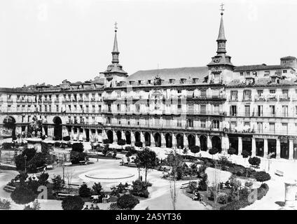 1880, Madrid, Spain. Scene in the Plaza Mayor Stock Photo