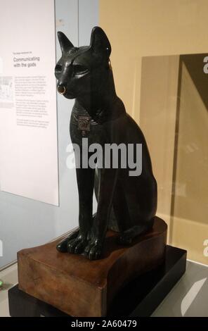Bronze and silver Gayer-Anderson Cat. From Saqqara. Dated 600 BC Stock Photo
