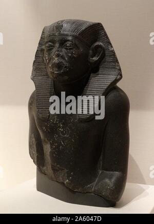 Statue of King Senwosret III from ancient Egypt Stock Photo - Alamy