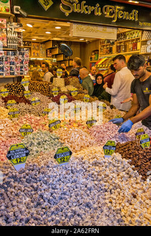 ISTANBUL TURKEY THE SPICE BAZAAR OR MISIR CARSISI MYRIAD TYPES OF LOKUM OR TURKISH DELIGHT Stock Photo