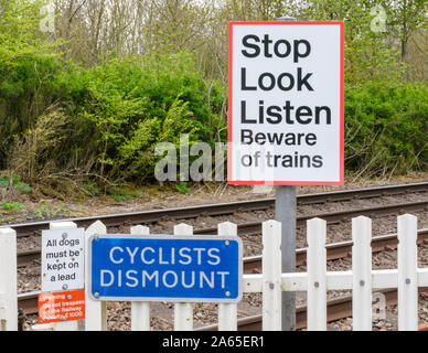 Country Railway Level Crossing Warning Stop Signs Uk Stock Photo Alamy