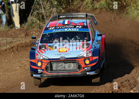 Salou, Catalonia, Spain. 24th Oct, 2019. World Rally Championship, Spain Rally, Pre event Shakedown; Sebastien LOEB (FRA) and Daniel ELENA (MCO) in their HYUNDAI SHELL MOBIS WORLD RALLY TEAM/HYUNDAI i20 Coupe WRC during Rally Spain shakedown - Editorial Use Credit: Action Plus Sports/Alamy Live News Stock Photo