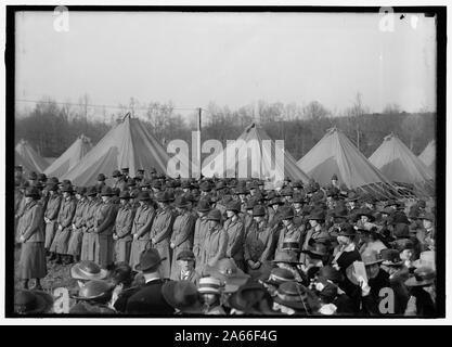 WOMAN'S NATIONAL SERVICE SCHOOL UNDER WOMAN'S SECTION, NAVY LEAGUE Stock Photo