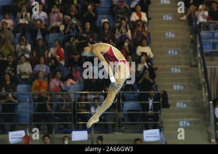 Wuhan, China's Hubei Province. 24th Oct, 2019. Lin Shan of China competes during the women's platform of diving at the 7th CISM Military World Games in Wuhan, capital of central China's Hubei Province, Oct. 24, 2019. Credit: Ma Ping/Xinhua/Alamy Live News Stock Photo