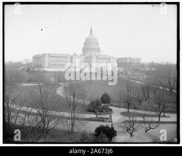 [West front, United States Capitol, Washington, D.C.]; [West front, United States Capitol, Washington, D.C.]; Stock Photo