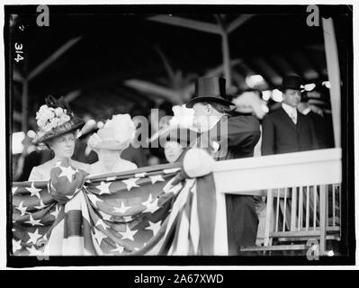 William Howard Taft with Wife Helen and Son Charles, Full-Length ...