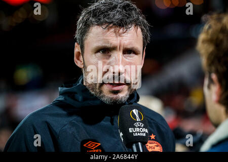 EINDHOVEN, Philips Stadium , 24-10-2019 , Europe League Season 2019/2020. PSV - Linz.  PSV trainer coach Mark van Bommel Stock Photo