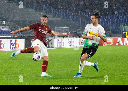 Jordan Veretout of AS Roma celebrates after scoring a goal during the UEFA Europa League Group J football match AS Roma vs Borussia Moenchengladbach at the Stadio Olimpico in Rome.(Final score; AS Roma 1:1 Borussia Monchengladbach) Stock Photo