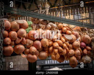 Onions for sale in Borough Market, London, UK. Stock Photo