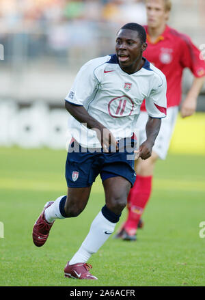 FIFA stadium Tilburg Netherlands 14.6.2005, Football: FIFA World Youth Championships, Under-20 World Cup, USA (USA,white) vs Germany (GER,red) ; Freddy ADU (USA) Stock Photo